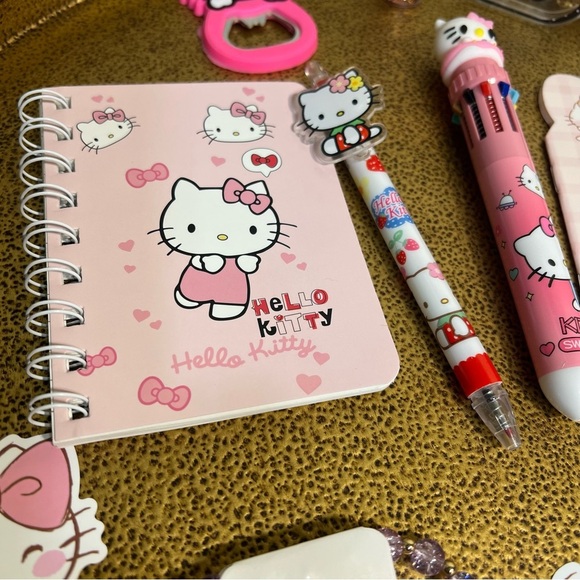 Hello Kitty Stationery and Accessories Bundle - Picture 8 of 8